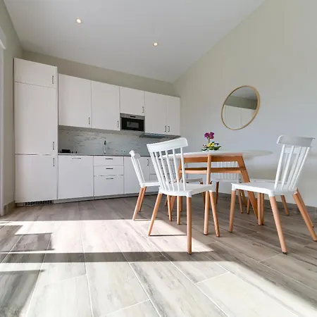 Sanctipetri 10 Pax N2 Villa